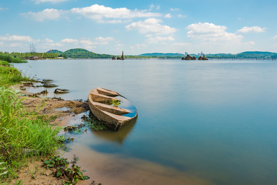 武汉东湖夏天自然风光