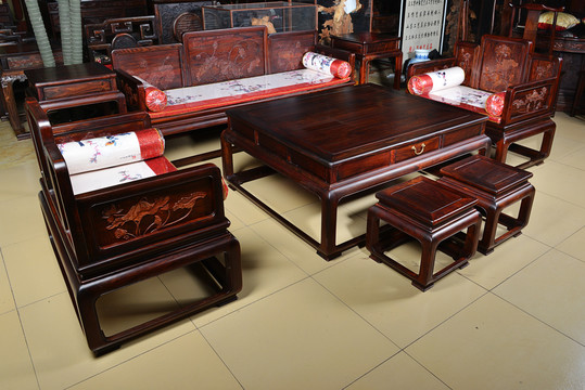 古典红木客厅桌椅