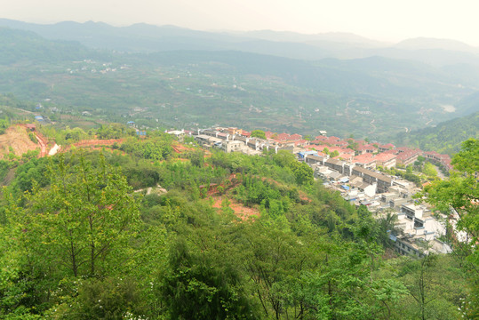 四川简阳丹景山下的小镇