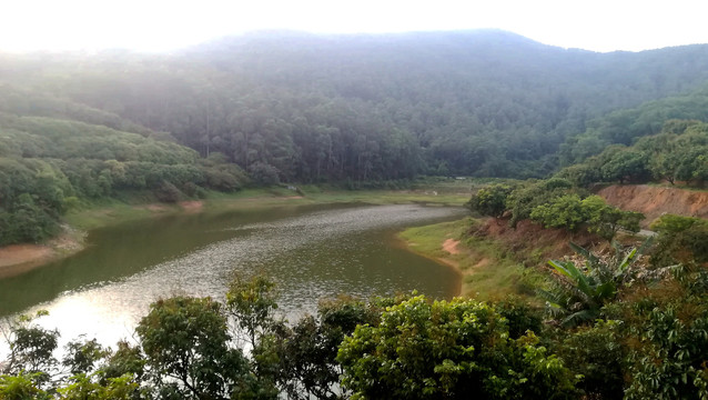 山中湖水