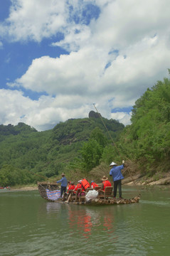 游览山水胜景