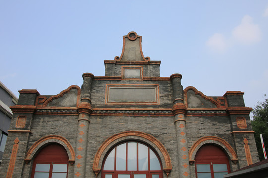 北京自来水博物馆砖墙门头