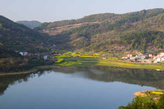 湖北黄石沼山森林公园春季风光