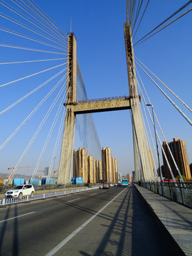银滩黄河桥