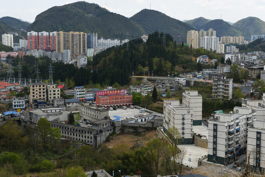 巴东县野三关镇全景