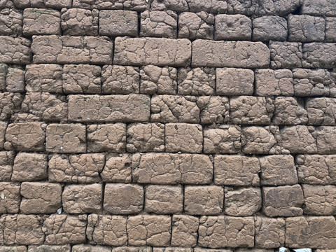黄土砖墙壁
