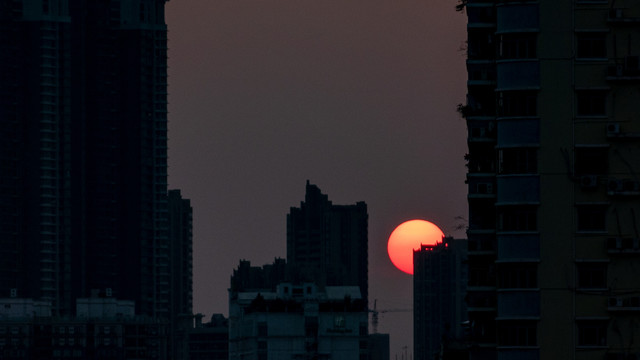 黄昏的太阳