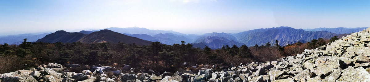 秦岭草链岭全景图