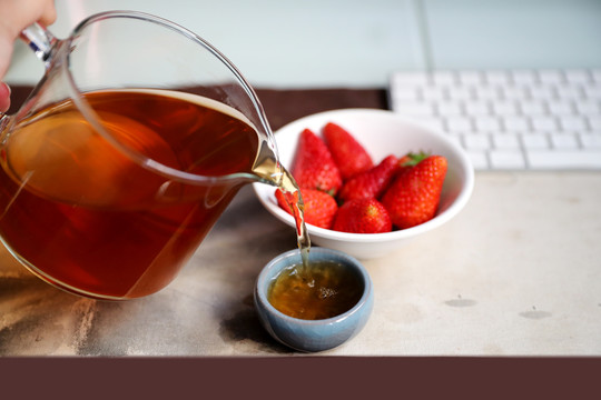 茶草莓