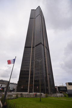 巴黎蒙帕纳斯大厦