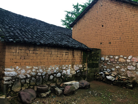 桂北乡下土砖房子