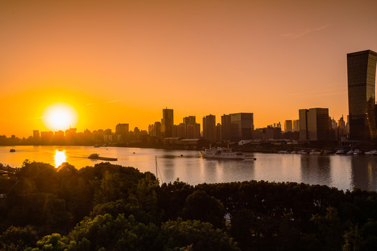 上海黄浦江早晨