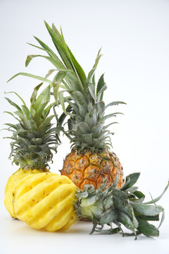 新鲜水果菠萝