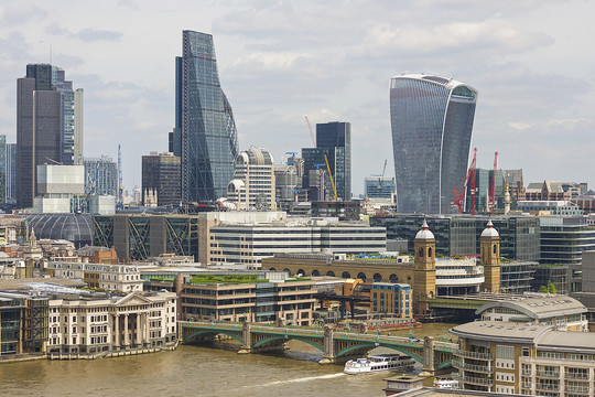 伦敦金融区和泰晤士河