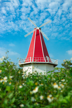 红色风车塔