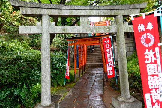 日本东京稻荷神社鸟居