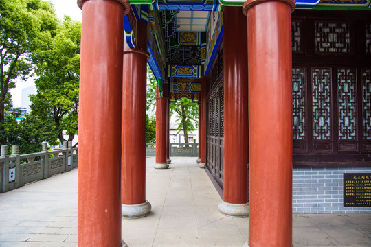 龙王庙走廊