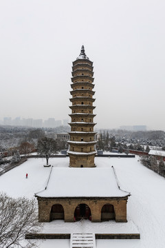 中国山西太原市2020初雪永祚