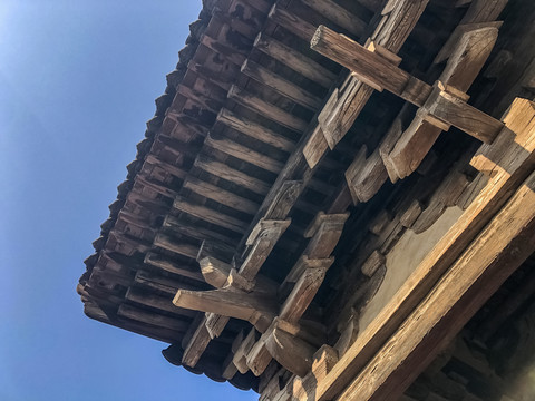 中国山西平遥慈相寺麓台塔遥相呼