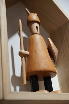 木雕人物