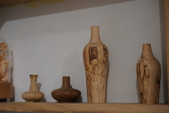 木雕瓶子