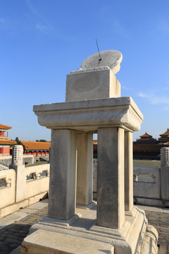 北京故宫太和殿前日晷