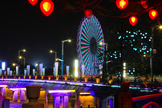 华灯璀璨茂名摩天轮夜景