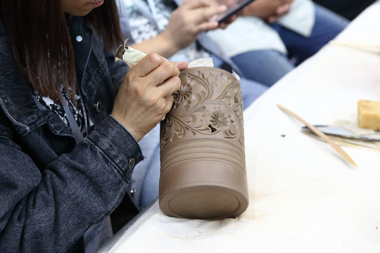 陶瓷雕刻