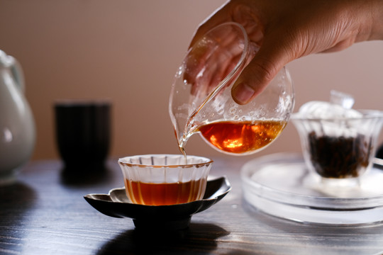 茶艺师泡茶