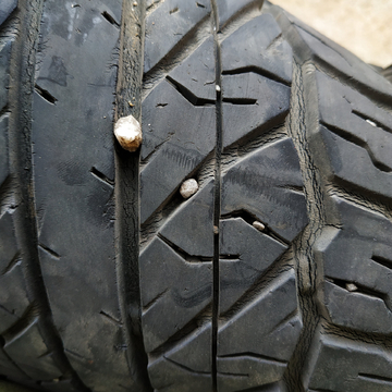 汽车轮胎损坏的主要原因