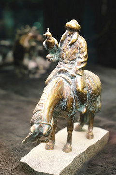马形雕塑