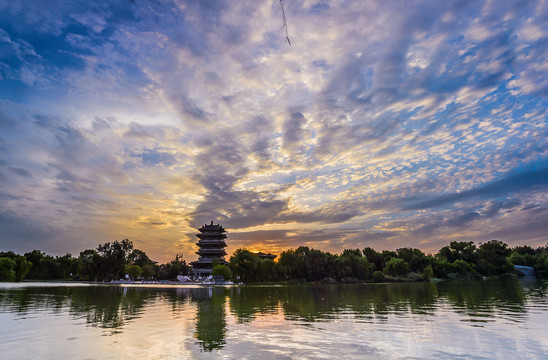 大明湖晚霞