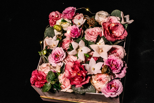 粉玫瑰创意花盒