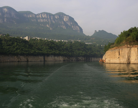 清江大峡谷景区