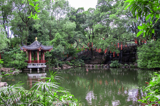 岭南第一山惠州罗浮山风景区水池