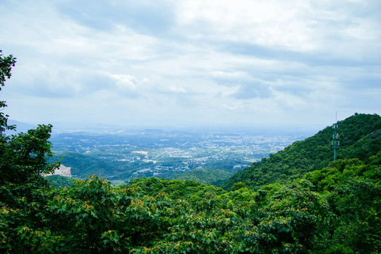 岭南第一山惠州罗浮山风景区