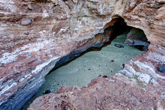 涠洲岛藏龟洞