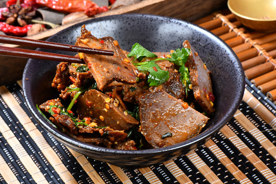 卤牛肉