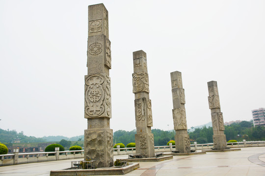 石柱雕刻