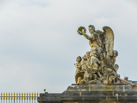凡尔赛宫广场雕塑