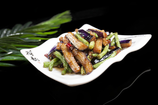 茄子烧豆角