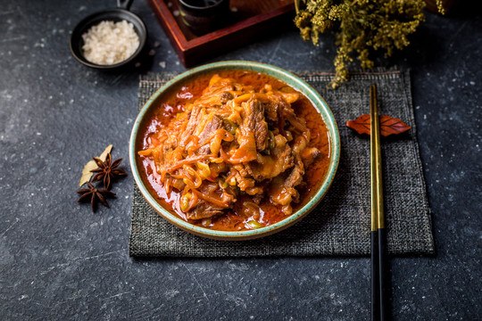 韩式泡菜炒五花肉