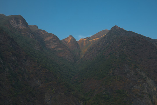 大山