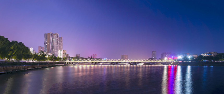 信阳关桥夜色全景