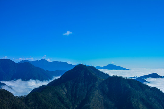 西岭雪山