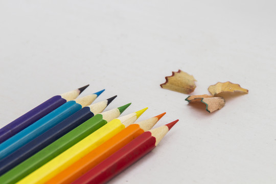彩色铅笔与铅笔屑