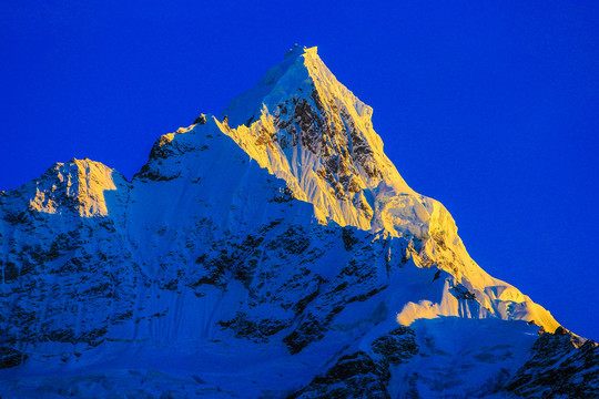 玉龙雪山