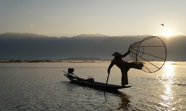 缅甸渔夫