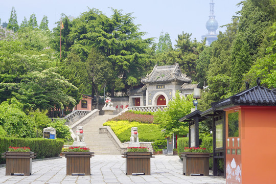 青岛湛山寺南门门楼