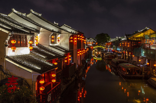 苏州山塘街夜景